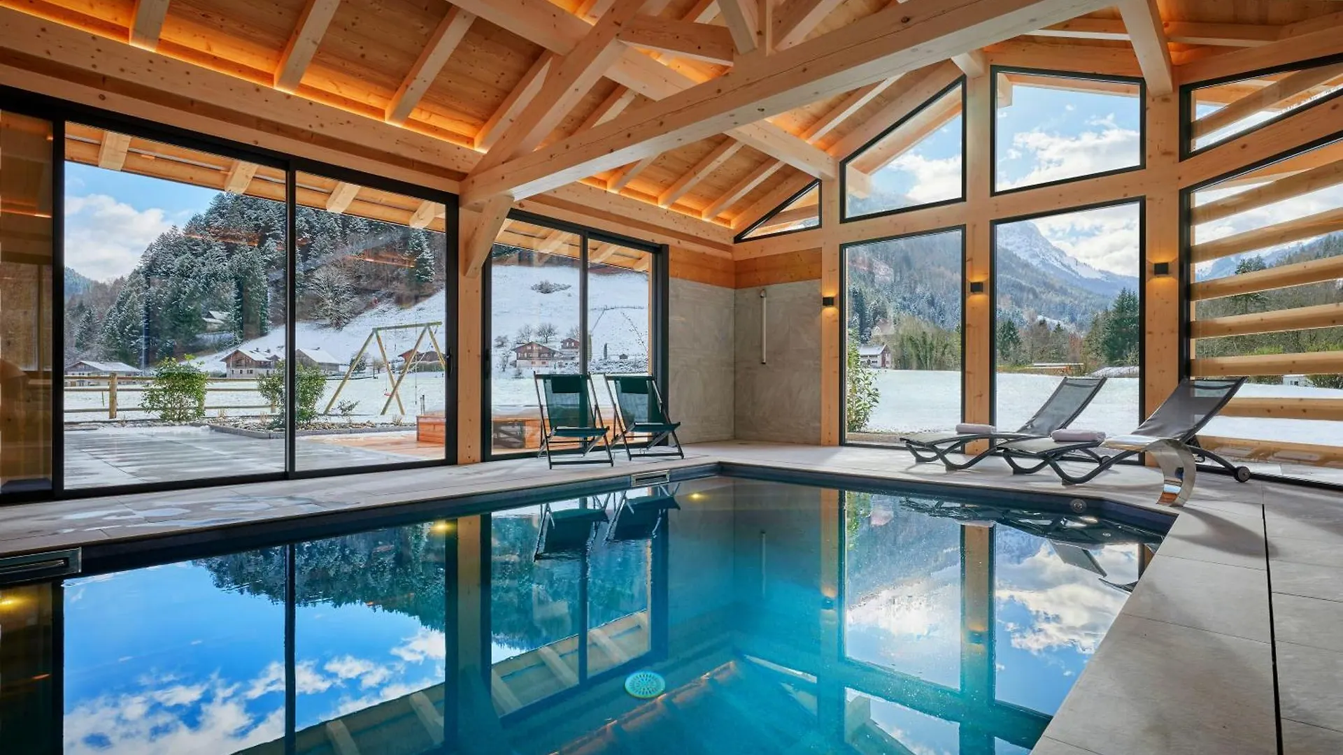 Chalet Julena - Ovo Network Thones